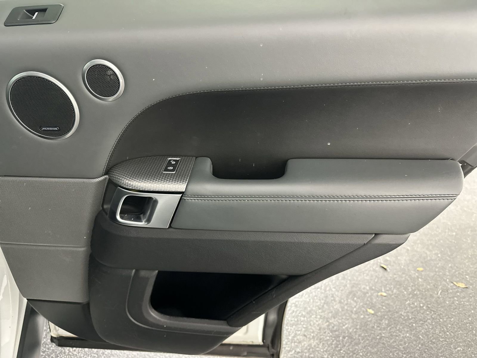 Used 2017 Land Rover Range Rover Sport Autobiography image 35