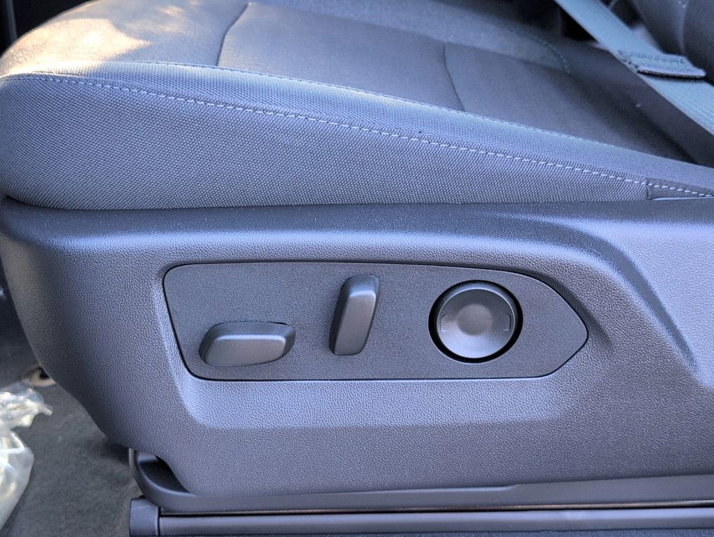 New 2026 Chevrolet Silverado 1500 LT w/ LPO, Dark Essentials Package image 10