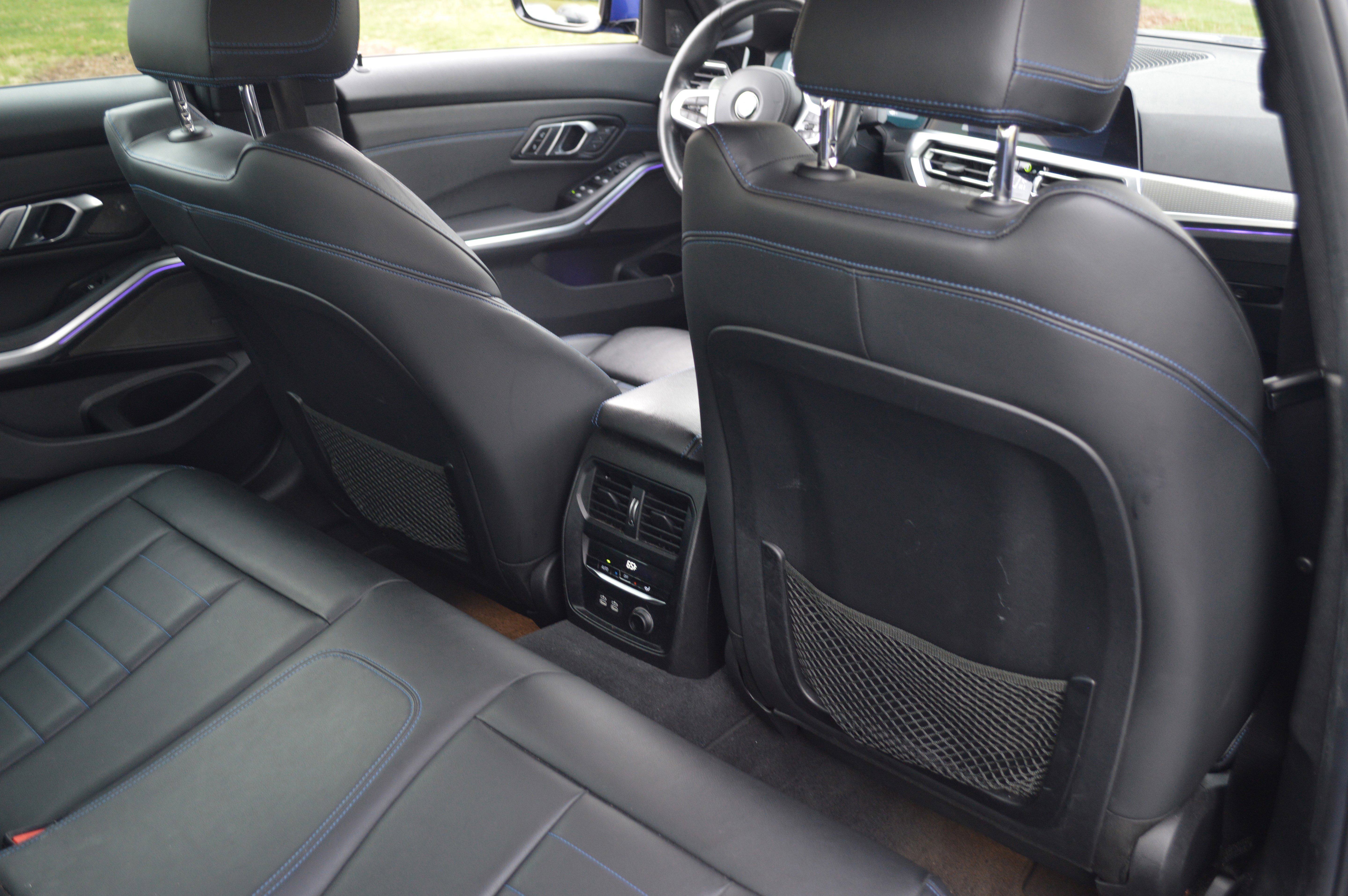 Used 2019 BMW 330i Sedan w/ M Sport Package image 32