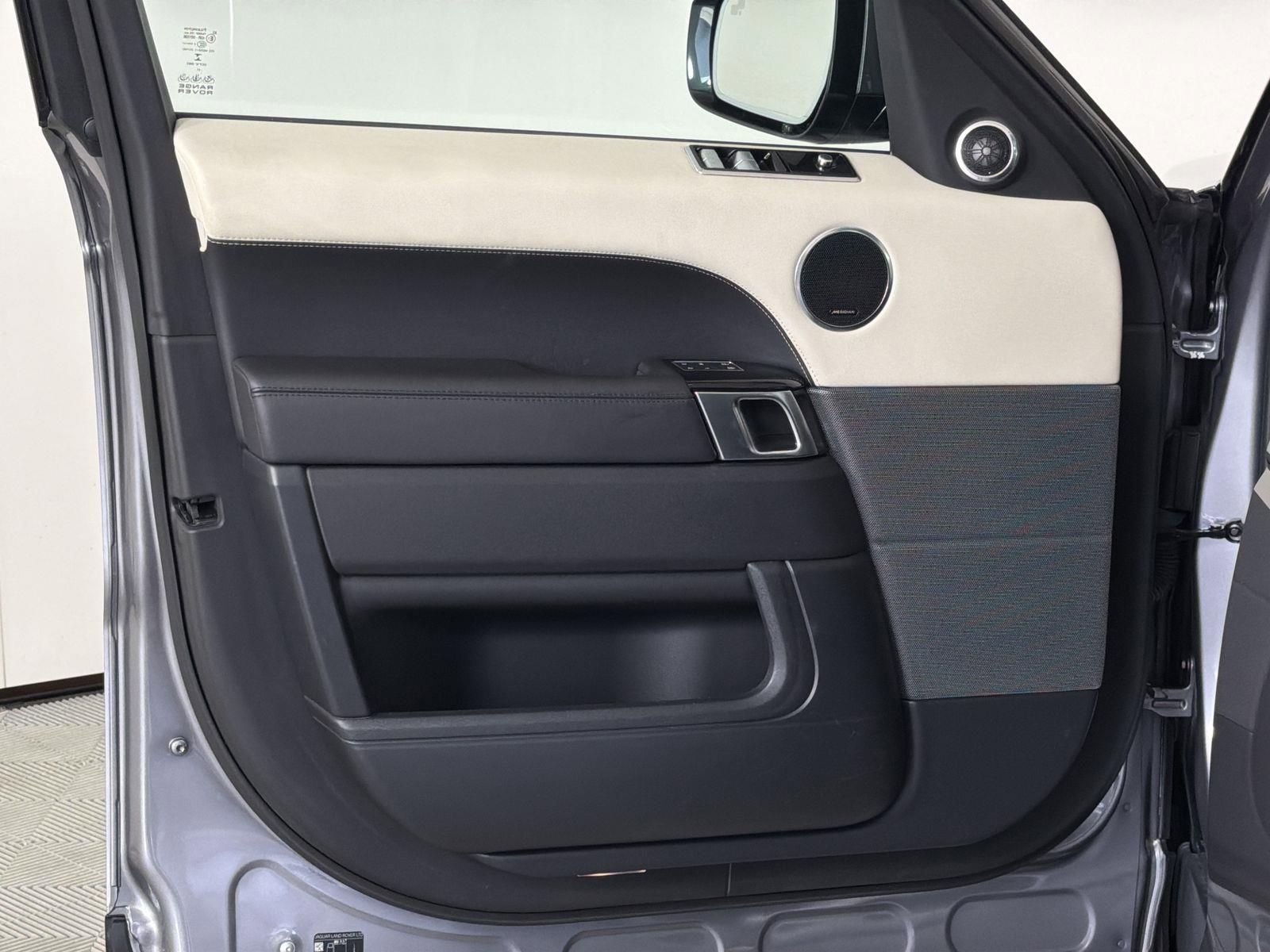 Used 2022 Land Rover Range Rover Sport HSE Silver Edition image 21