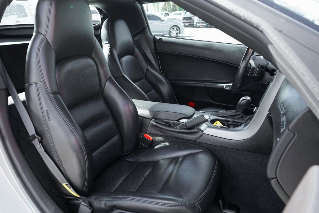 Used 2006 Chevrolet Corvette Coupe w/ Preferred Equipment Group image 39