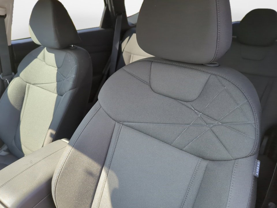 Certified 2025 Hyundai Tucson SEL image 13