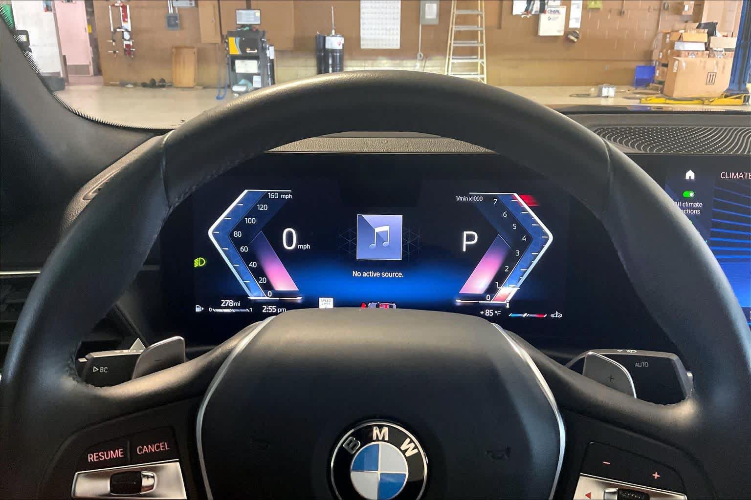 Certified 2023 BMW 330i xDrive Sedan w/ Premium Package AWD/4WD image 24