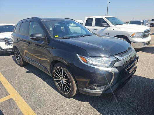 Used 2020 Mitsubishi Outlander LE image 3