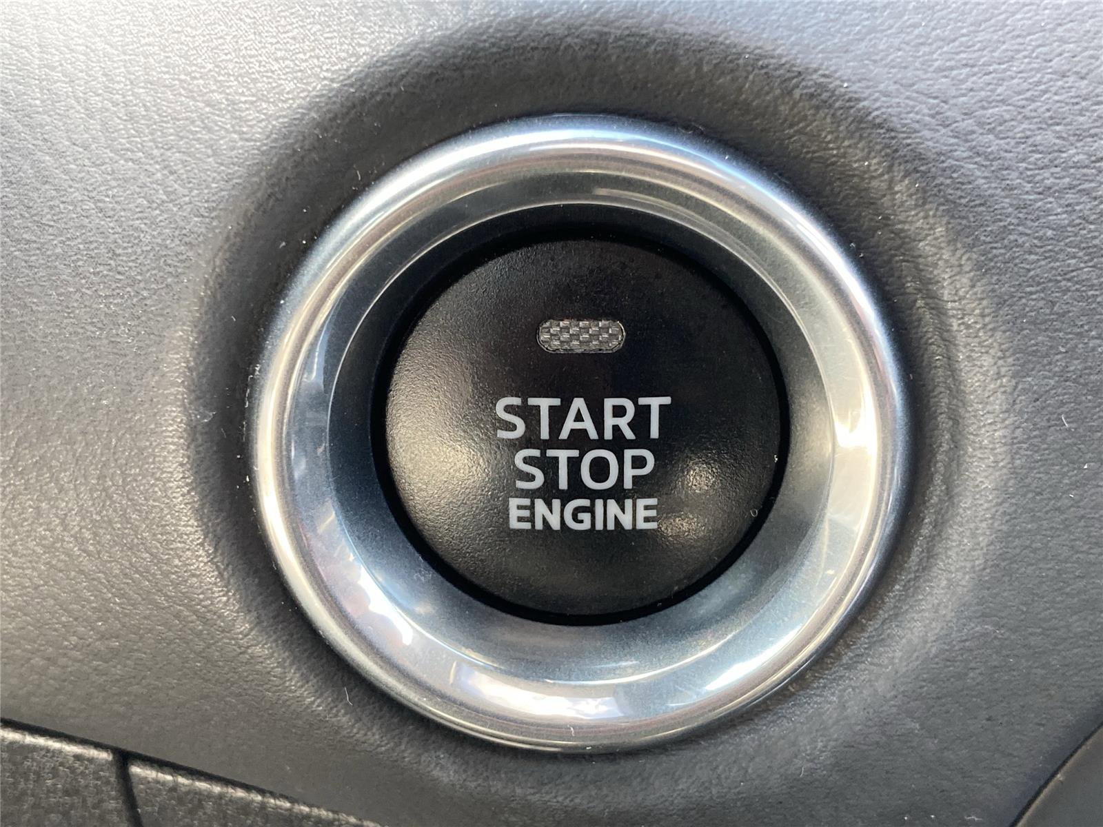 Used 2019 MAZDA CX-5 Touring image 17