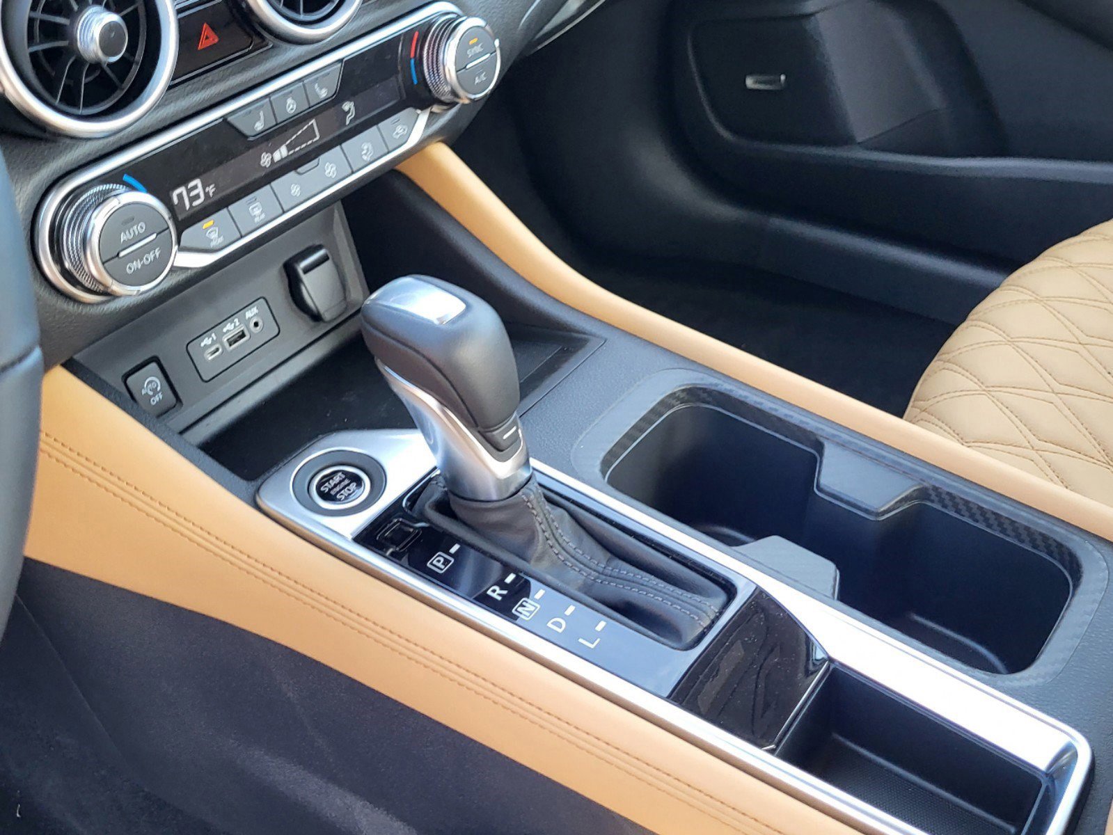 New 2025 Nissan Sentra SV w/ SV Premium Package image 9