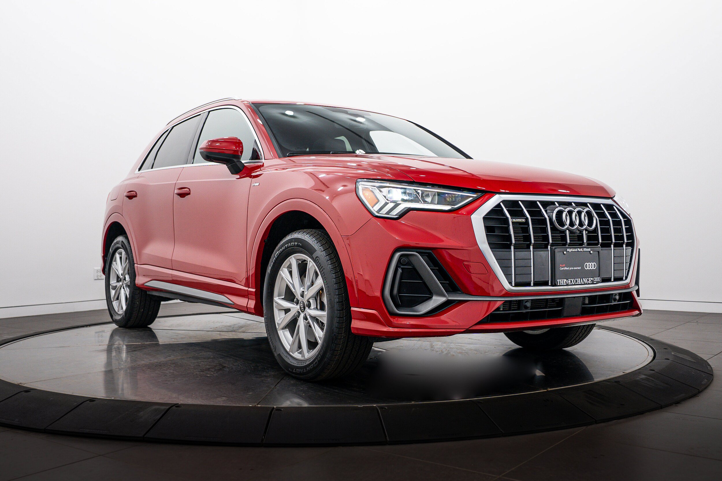 Certified 2023 Audi Q3 2.0T Premium Plus w/ Premium Plus Package AWD/4WD image 1