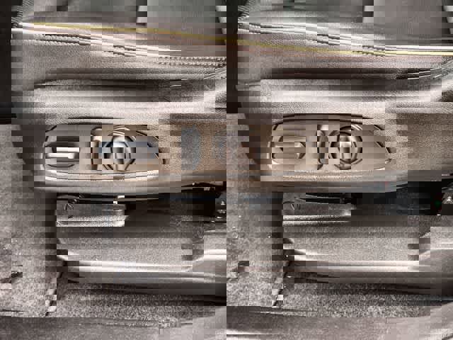 Used 2023 Chevrolet Blazer Premier w/ Enhanced Convenience Package image 31