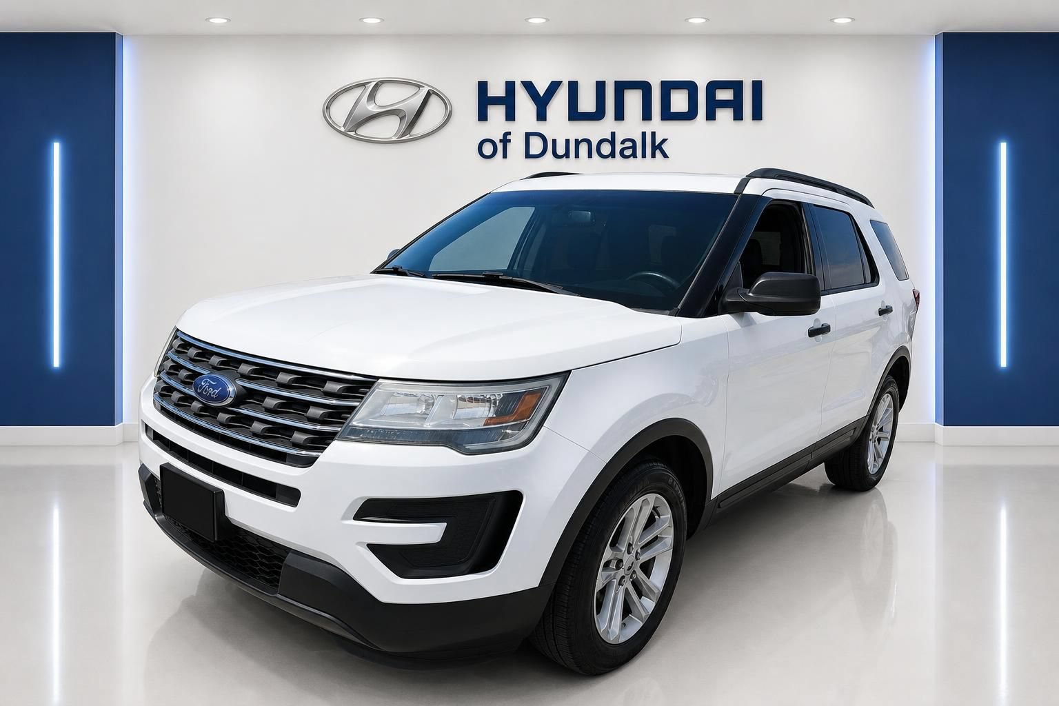 Used 2016 Ford Explorer FWD image 3