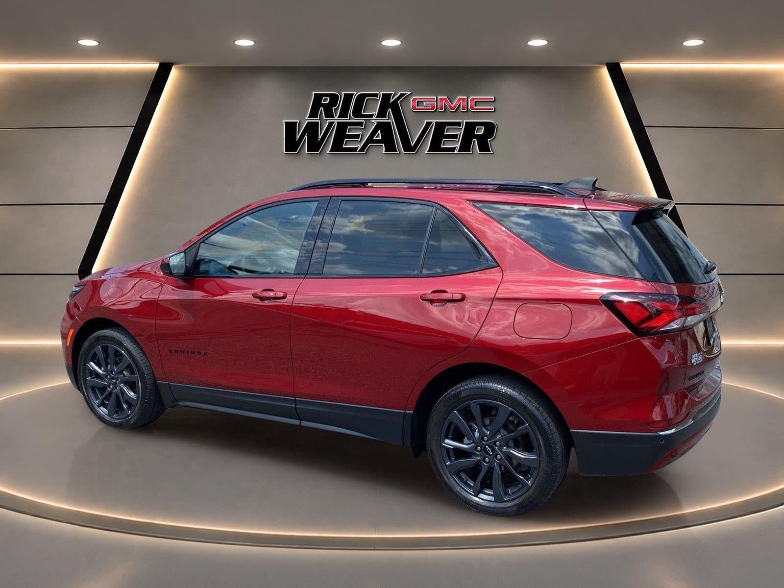 Used 2022 Chevrolet Equinox RS AWD/4WD image 3