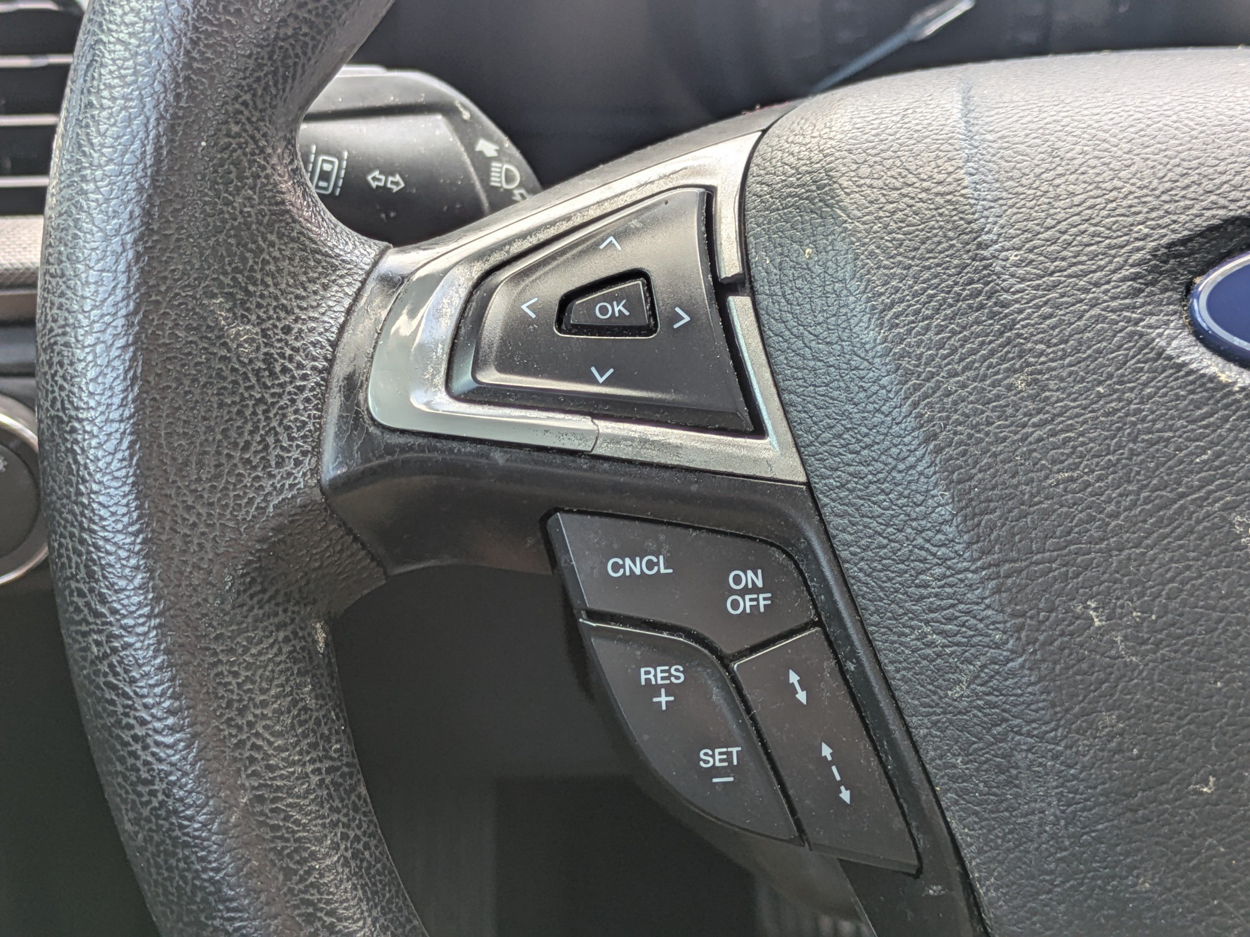 Used 2020 Ford Fusion SE FWD image 20