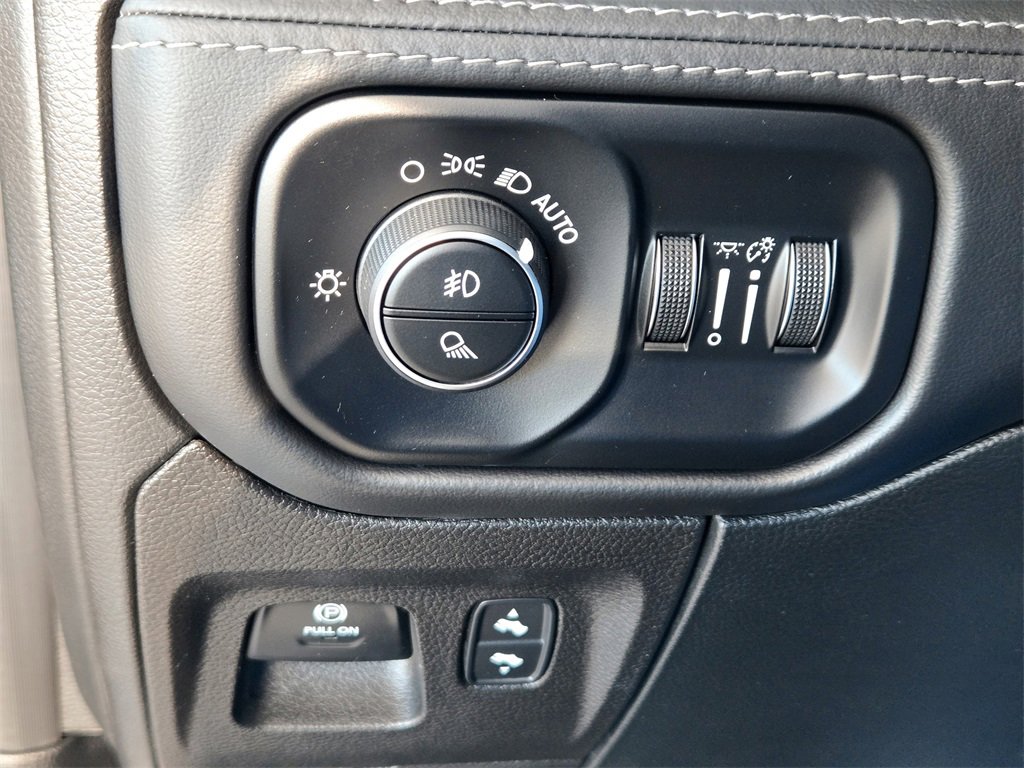 Used 2021 RAM 1500 Limited image 24