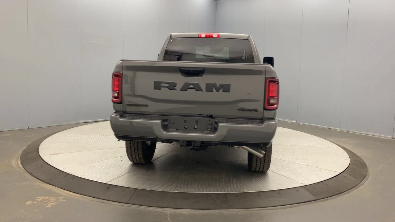 New 2026 RAM 2500 Big Horn AWD/4WD image 4