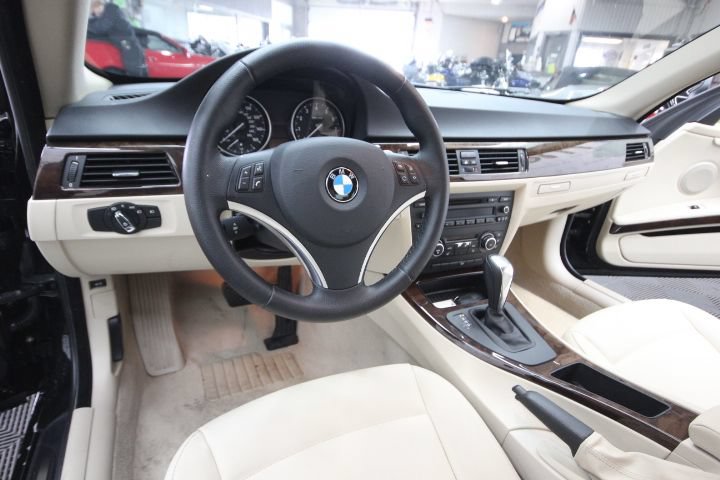 Used 2010 BMW 328i xDrive Coupe AWD/4WD image 14