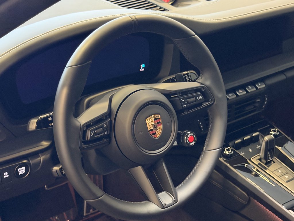 Certified 2025 Porsche 911 Carrera 4 GTS AWD/4WD image 19