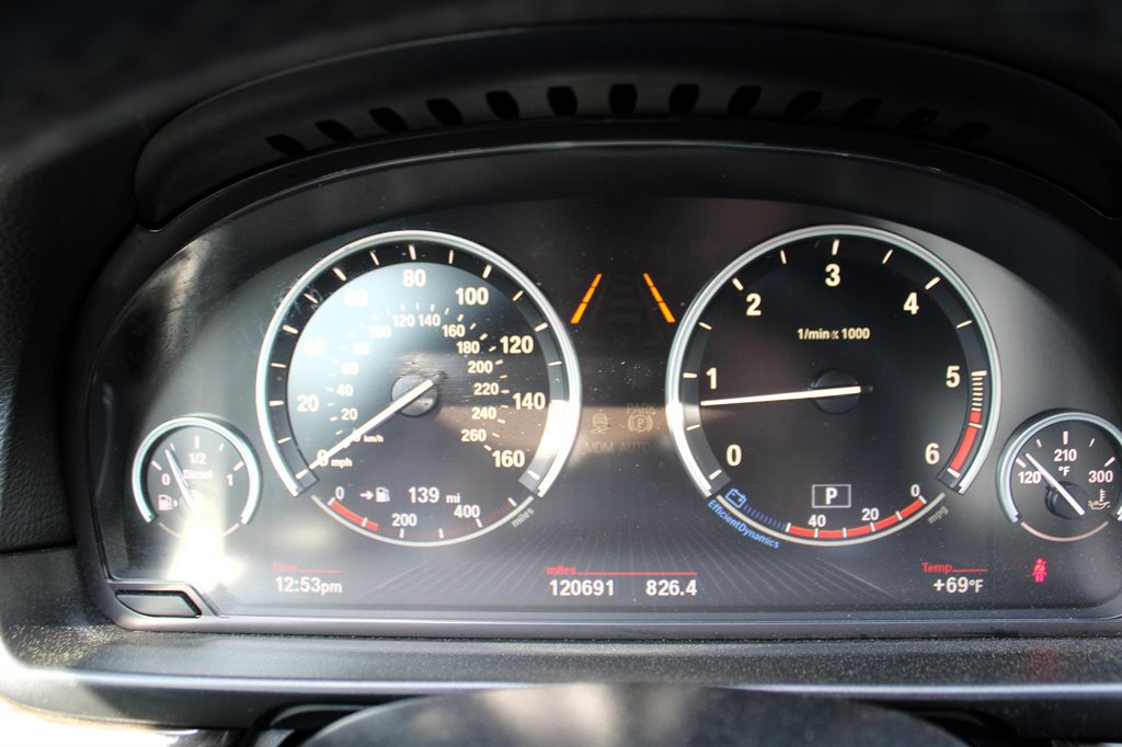 Used 2015 BMW 535d Sedan image 22