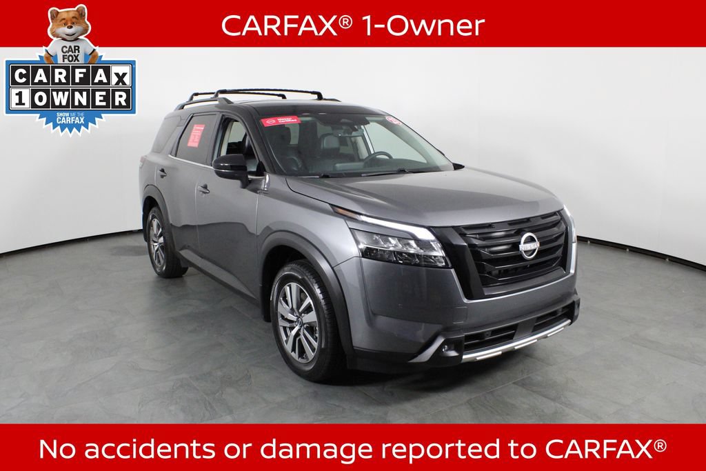 Certified 2023 Nissan Pathfinder SL w/ Black Appearance Package FWD image 5