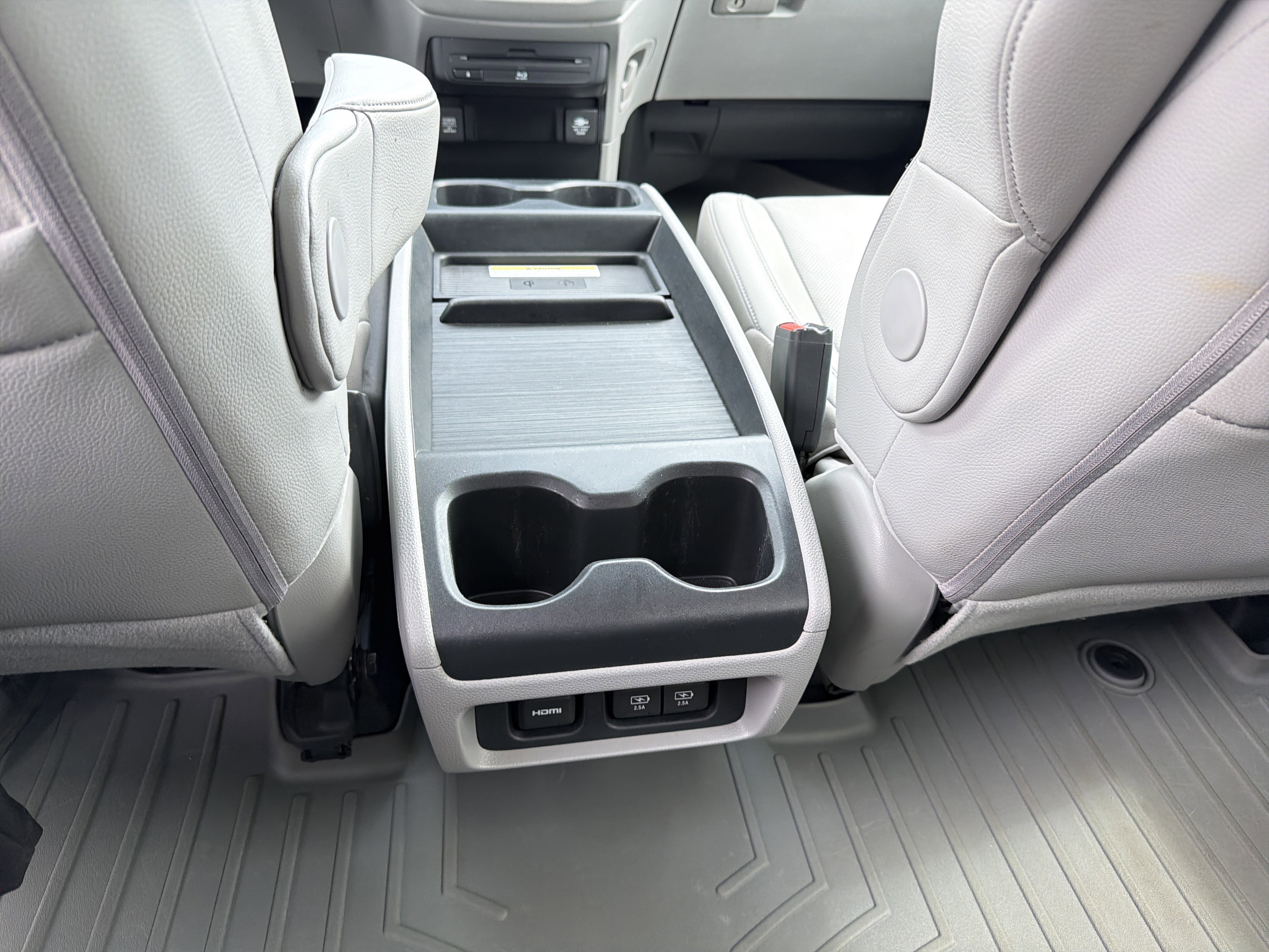 Used 2020 Honda Odyssey Elite image 65