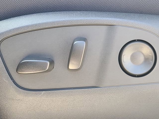 New 2026 Chevrolet Traverse LT image 23