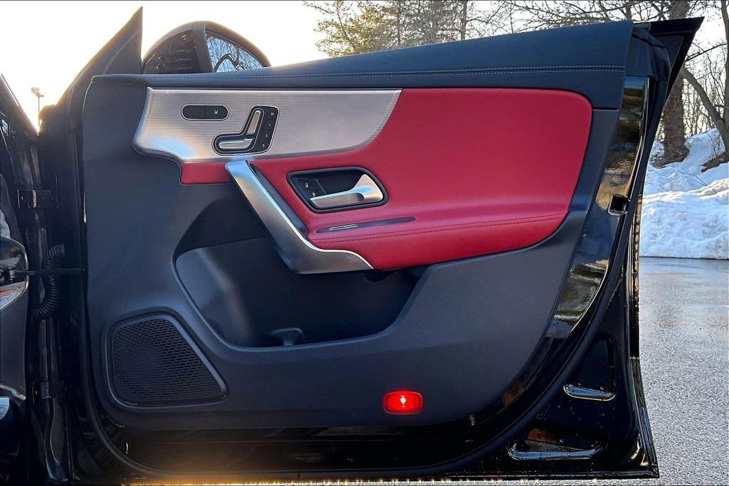 Certified 2023 Mercedes-Benz CLA 35 AMG 4MATIC image 19