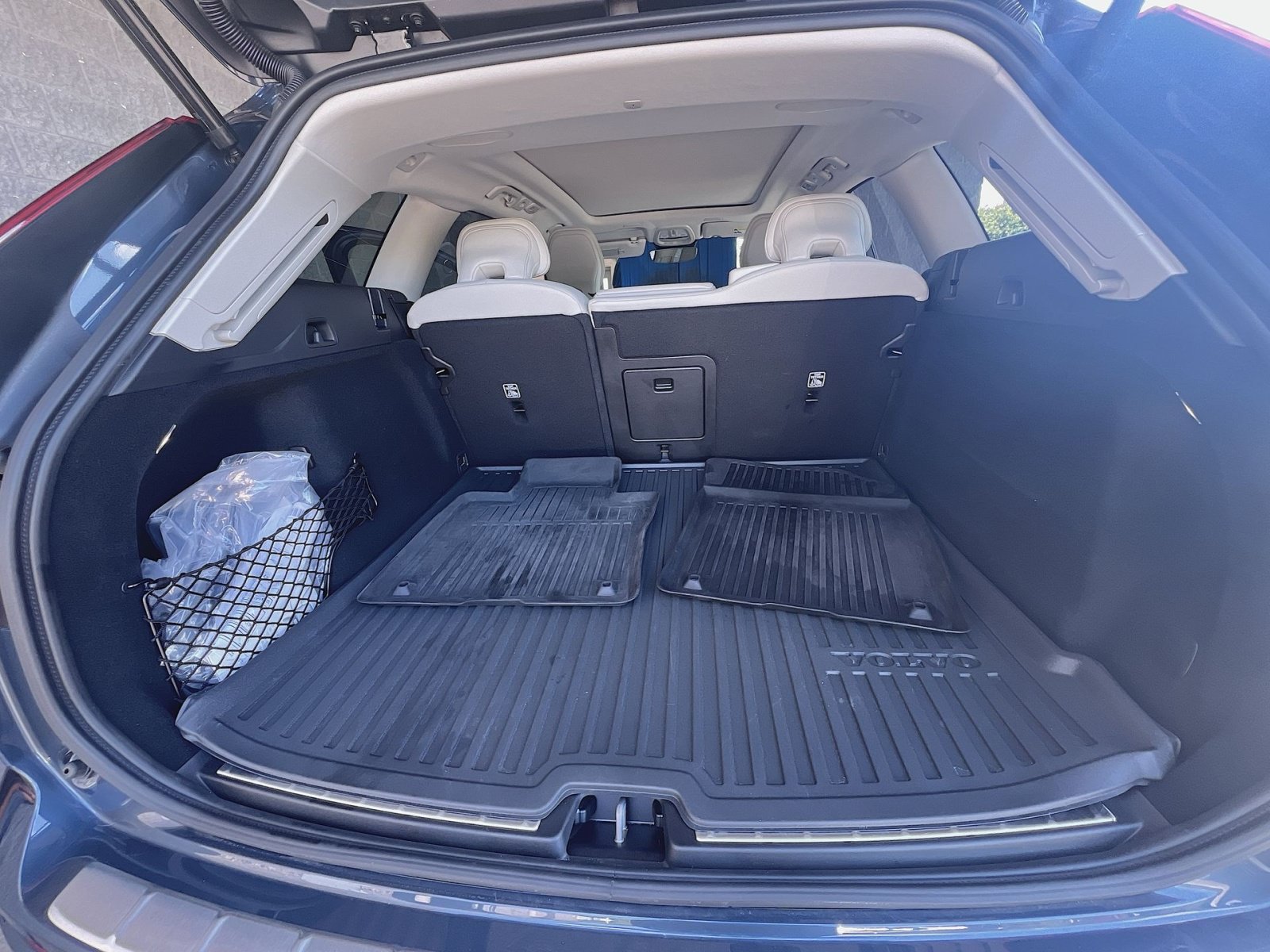 New 2026 Volvo XC60 B5 Ultra w/ Protection Package Premier AWD/4WD image 34