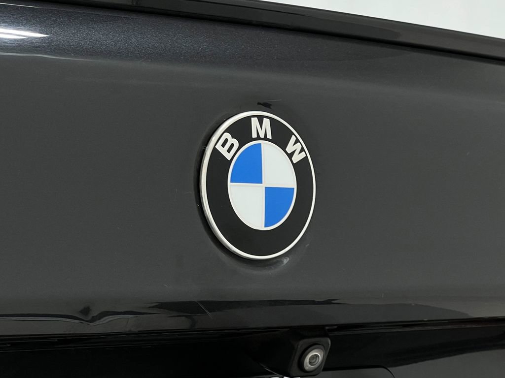 Used 2019 BMW M550i xDrive image 40