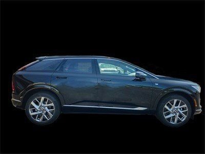 New 2025 Cadillac Optiq Luxury 2 image 4