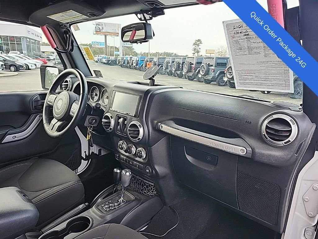 Certified 2016 Jeep Wrangler Sahara w/ Connectivity Group image 4