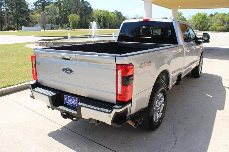 Used 2023 Ford F250 Lariat w/ Chrome Package image 16