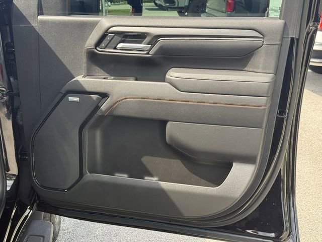 Used 2025 GMC Sierra 2500 AT4 w/ AT4 Premium Plus Package AWD/4WD image 38