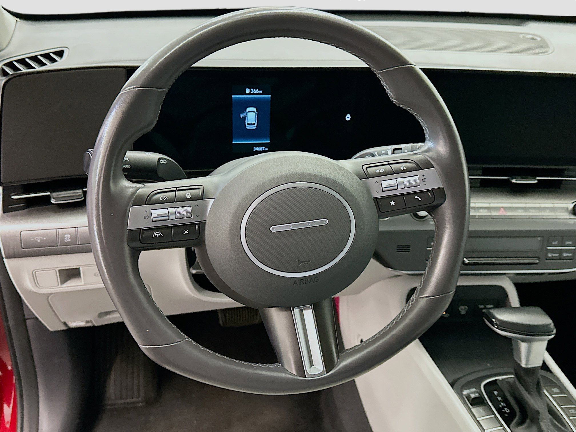 Used 2024 Hyundai Kona SEL image 18