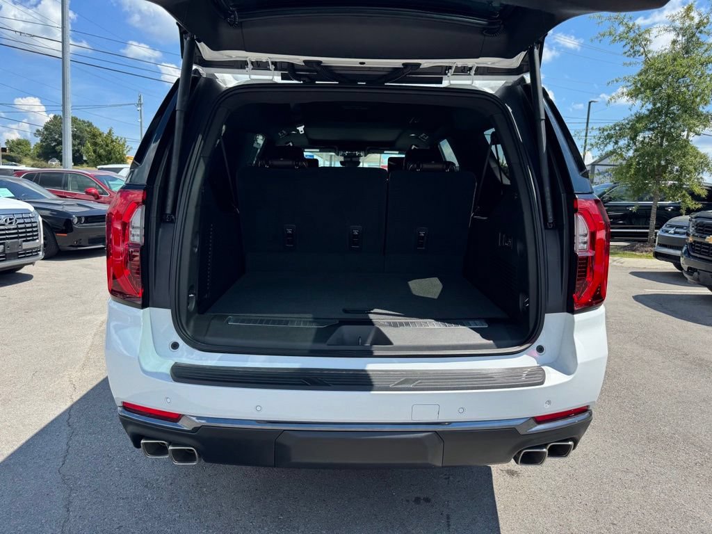 New 2026 GMC Yukon XL Denali Ultimate AWD/4WD image 32