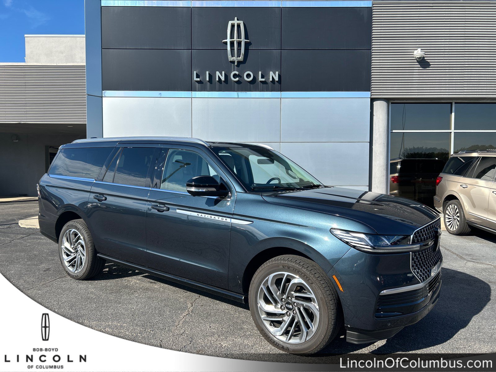 New 2026 Lincoln Navigator L Reserve