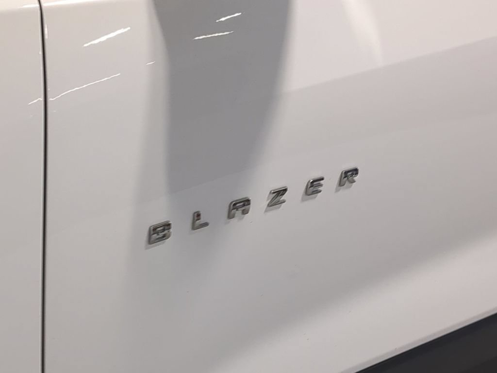 Used 2020 Chevrolet Blazer LT AWD/4WD image 16