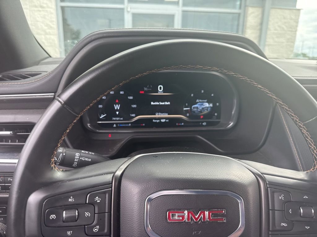 Used 2024 GMC Yukon AT4 w/ Technology Package AWD/4WD image 18