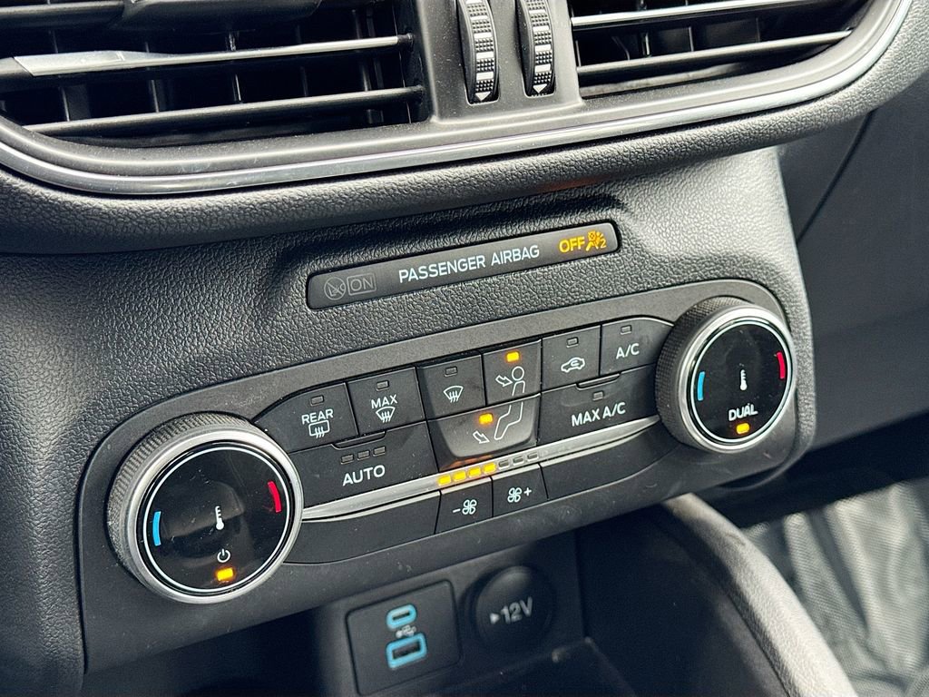 Used 2023 Ford Escape Active image 15