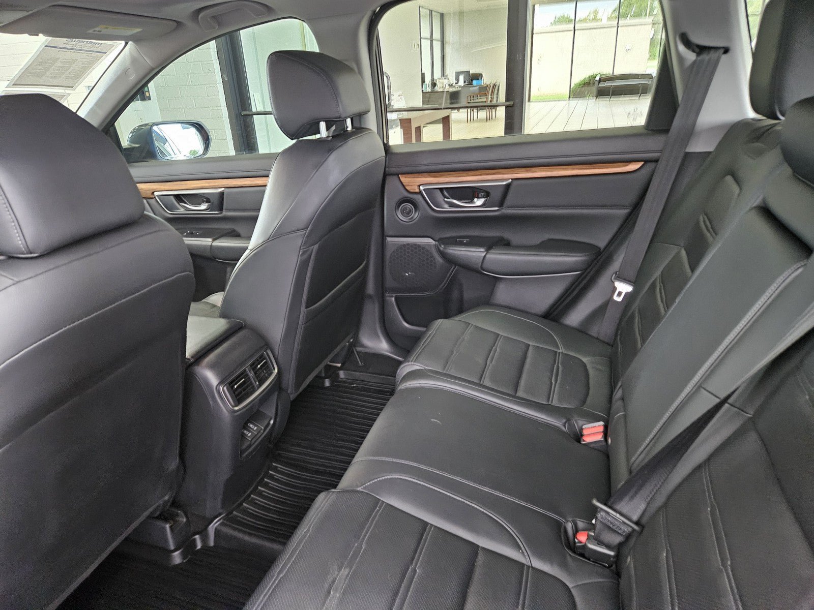 Used 2019 Honda CR-V Touring image 9