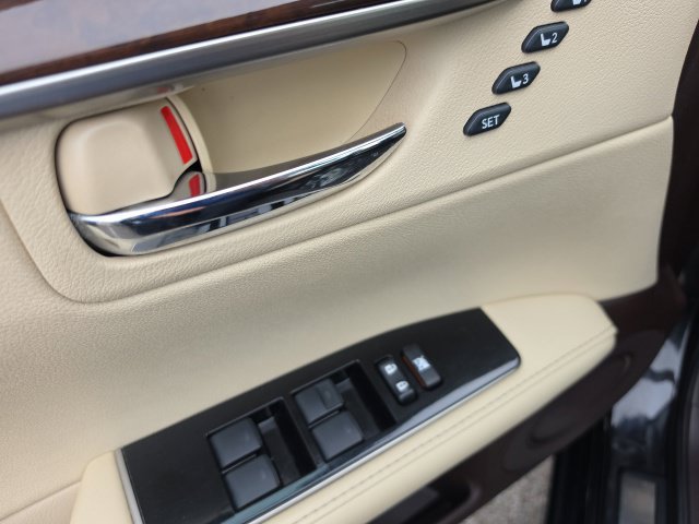 Used 2018 Lexus ES 350 w/ Navigation System Package FWD image 15