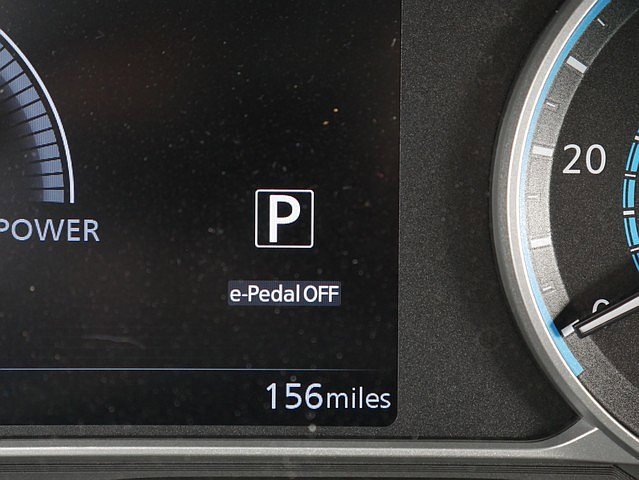 Used 2025 Nissan Leaf S image 26