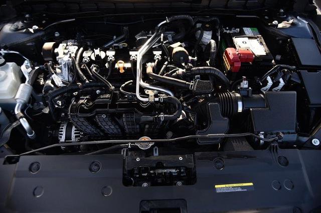 Used 2024 Nissan Altima 2.5 SV image 24