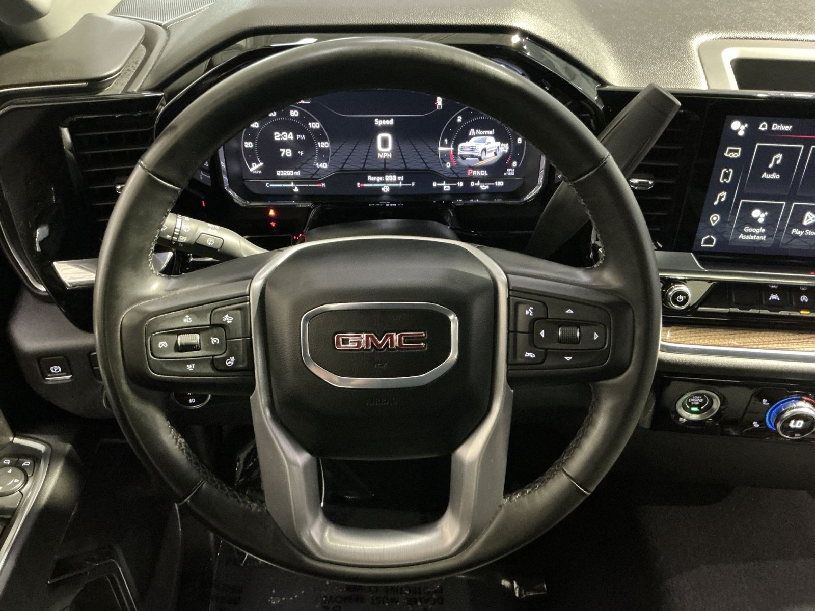 Used 2024 GMC Sierra 1500 Elevation AWD/4WD image 17