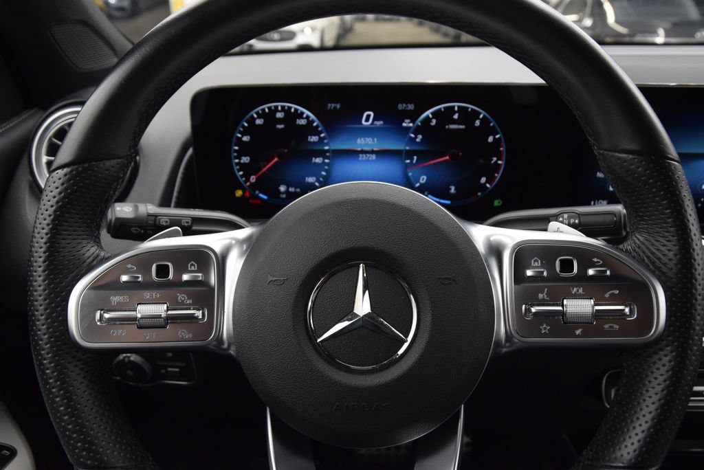 Used 2023 Mercedes-Benz GLB 250 image 22