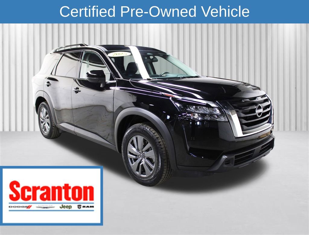 Used 2025 Nissan Pathfinder SV AWD/4WD image 1