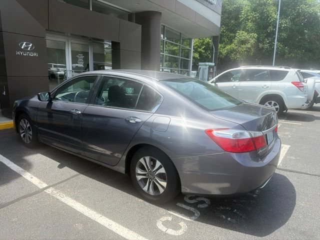 Used 2013 Honda Accord LX image 2