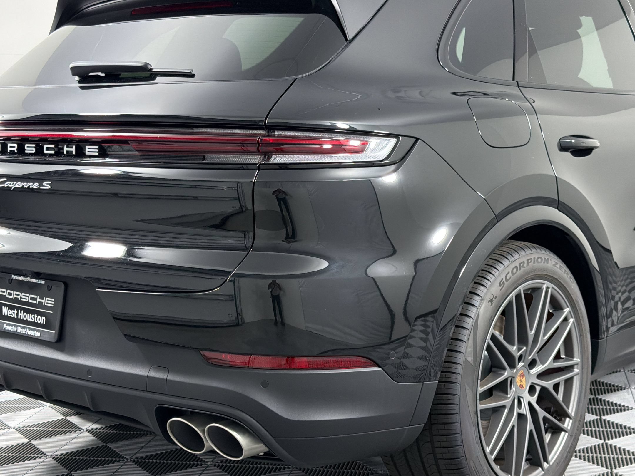 New 2026 Porsche Cayenne S AWD/4WD image 10