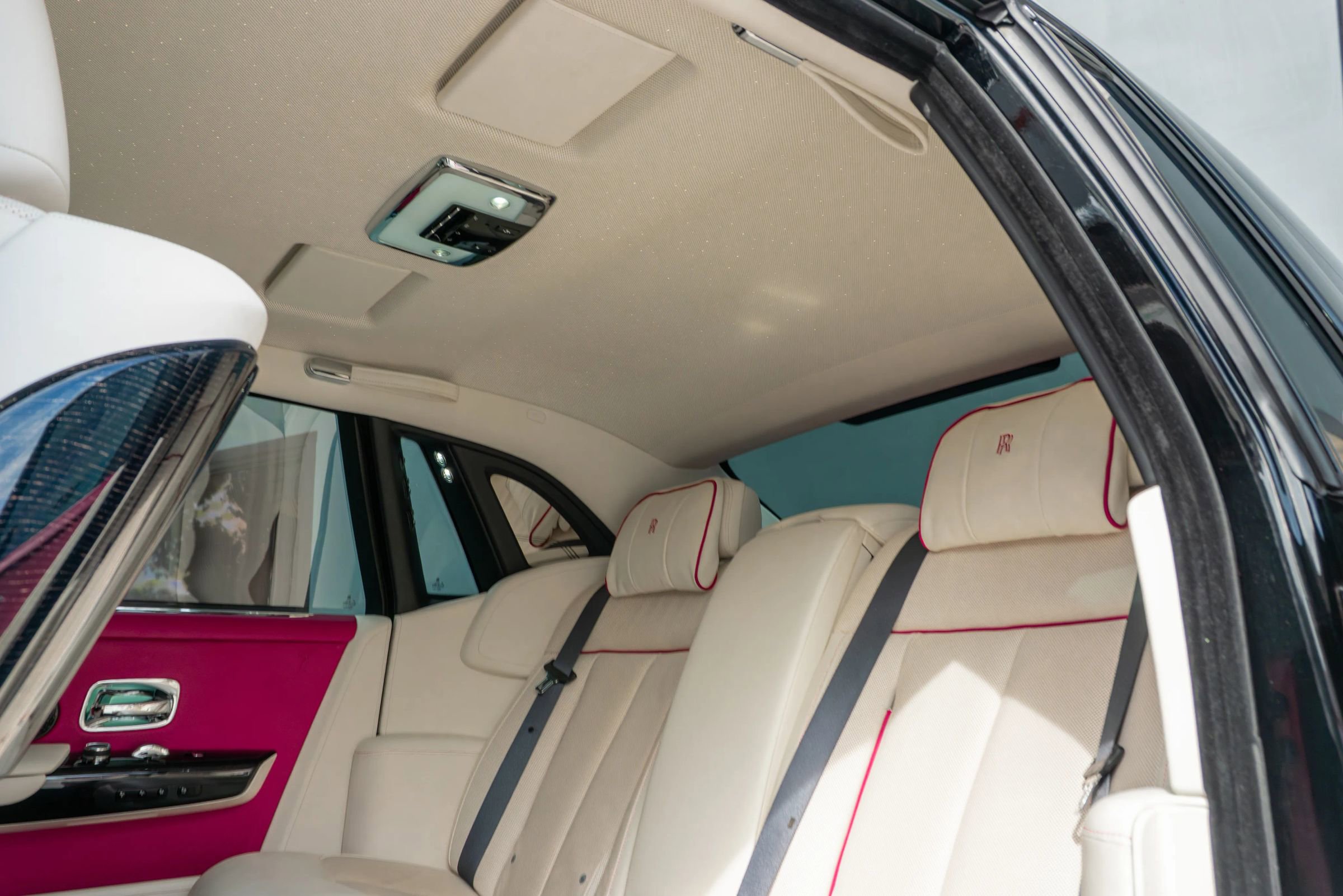 Used 2023 Rolls-Royce Phantom Sedan image 52