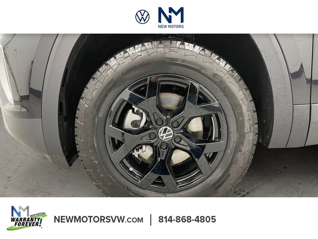 New 2026 Volkswagen Atlas Peak Edition image 12