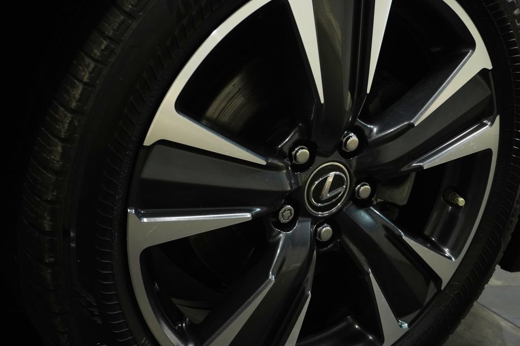 Used 2022 Lexus UX 250h w/ Premium Package AWD/4WD image 11