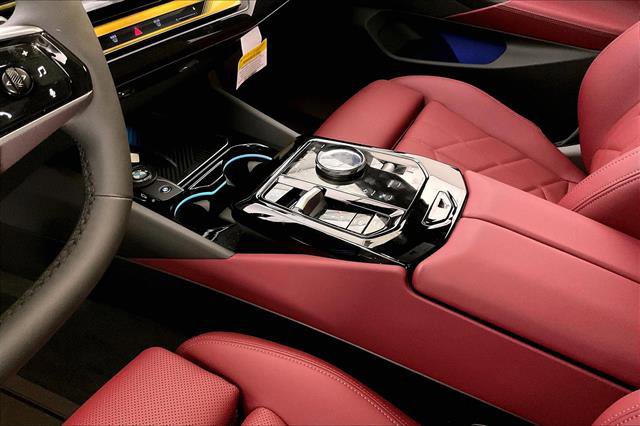 New 2025 BMW i5 xDrive40 w/ Premium Package image 22