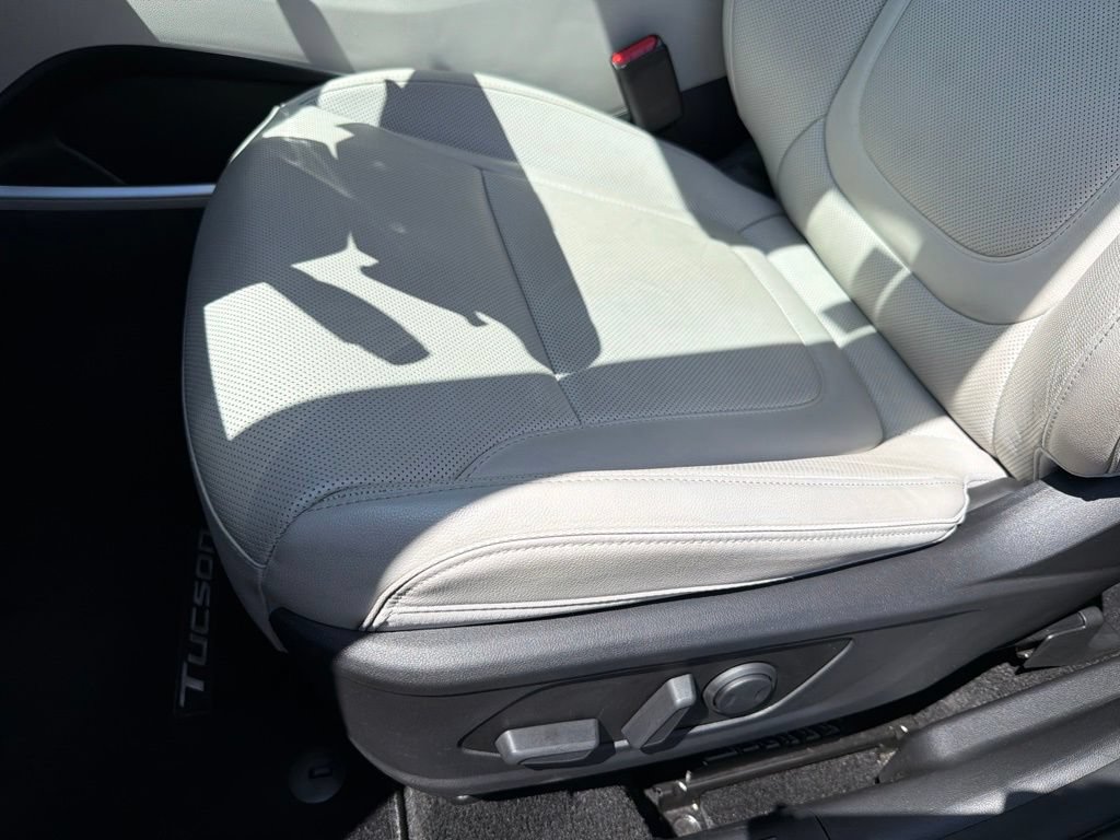 Certified 2024 Hyundai Tucson Limited AWD/4WD image 24